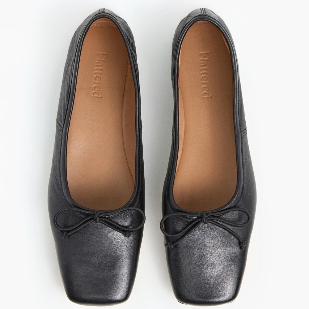 Flattered Black Leather Ballet Flats with Bow